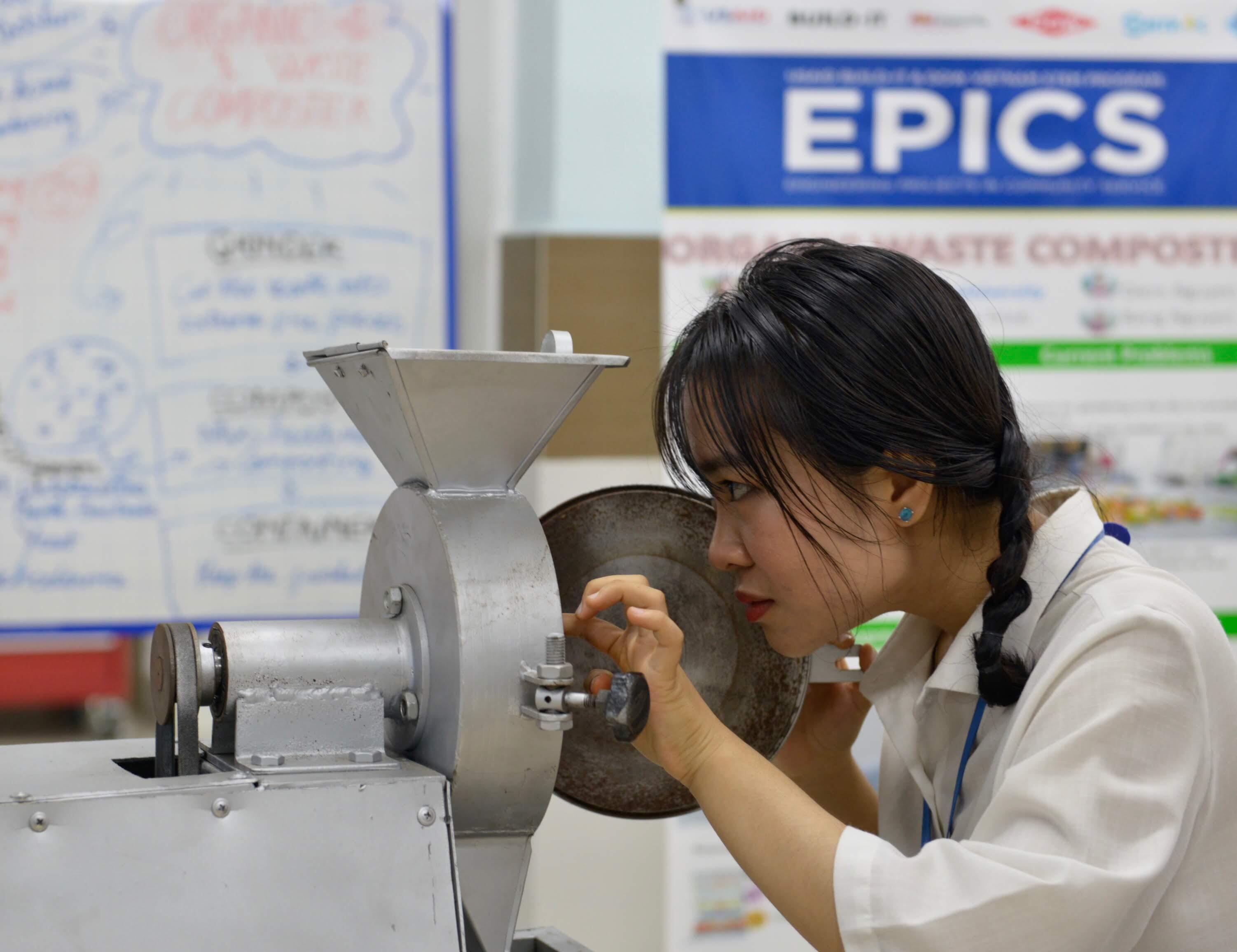 build-it-epics-lab-female-student-vietnam